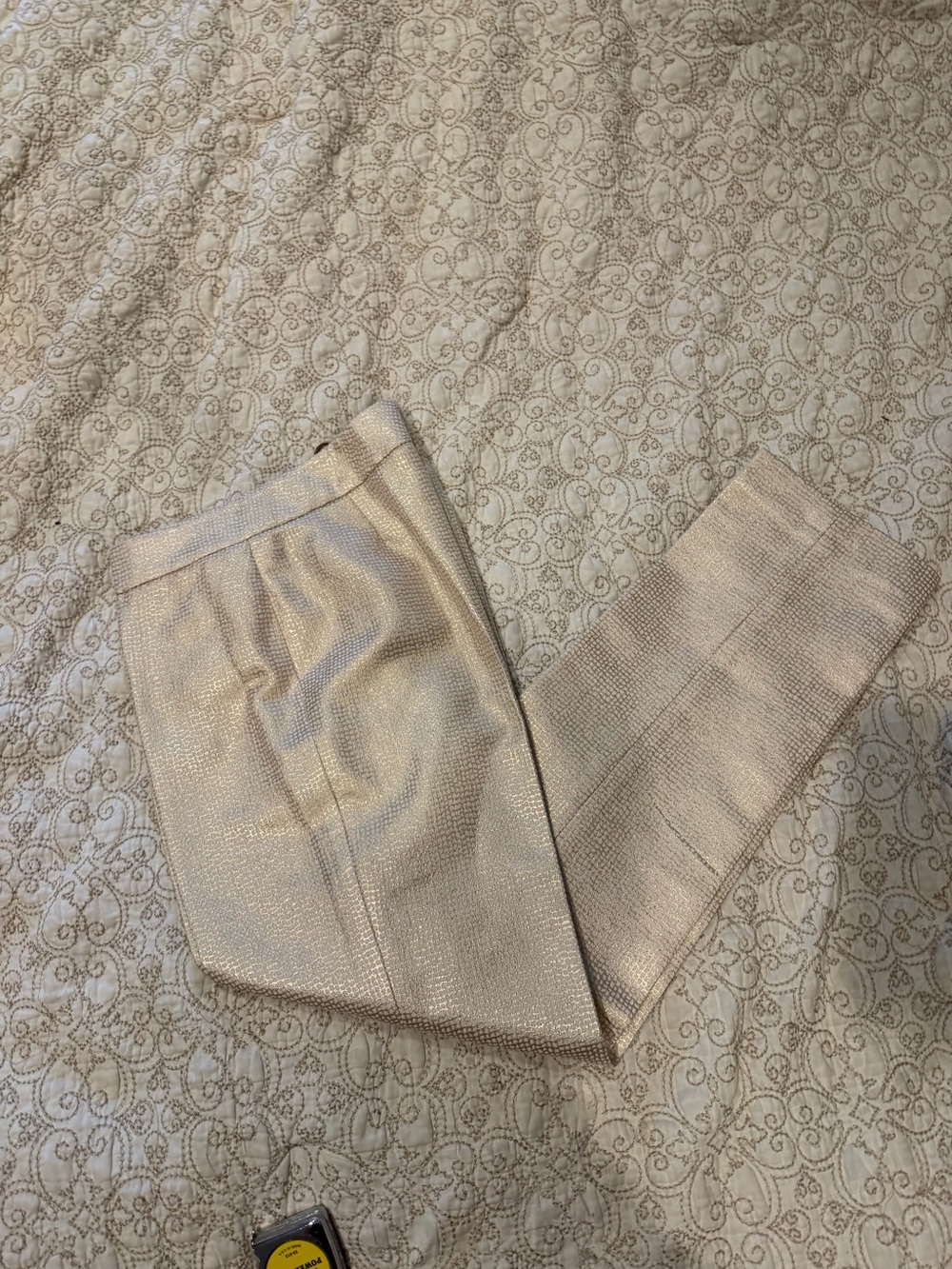 Albert Nipon Metallic Gold dress Pants size 4